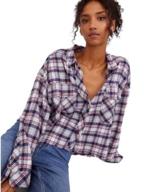 BDG Cropped Plaid Button-Down Shirt in Blue White Red